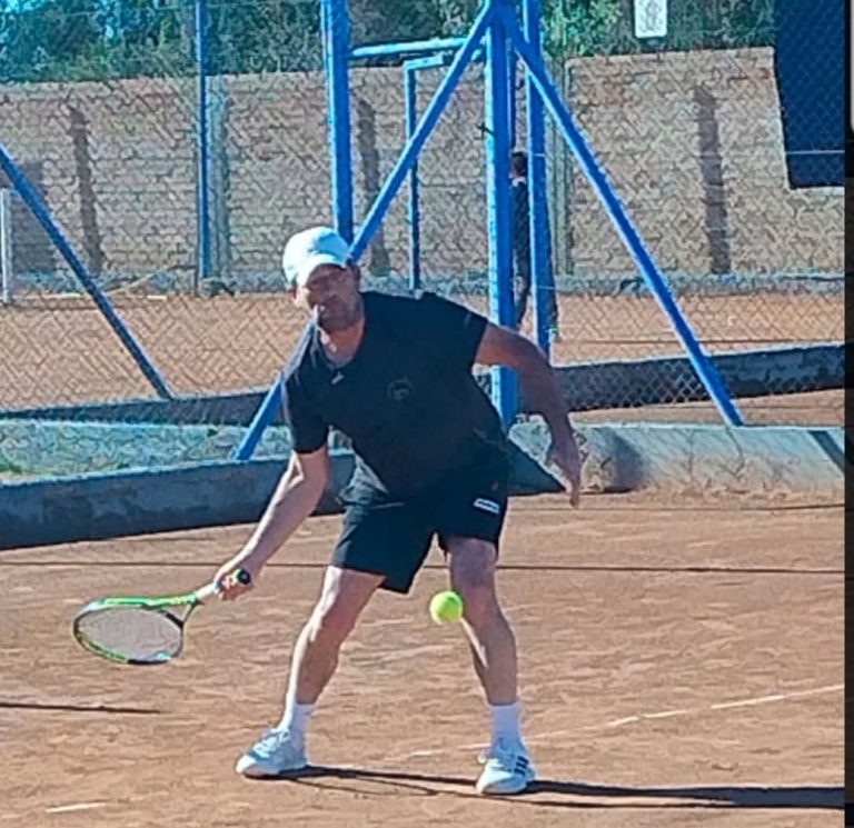 Tenis