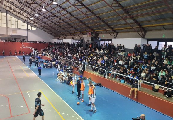 Futsal.gente.abajo