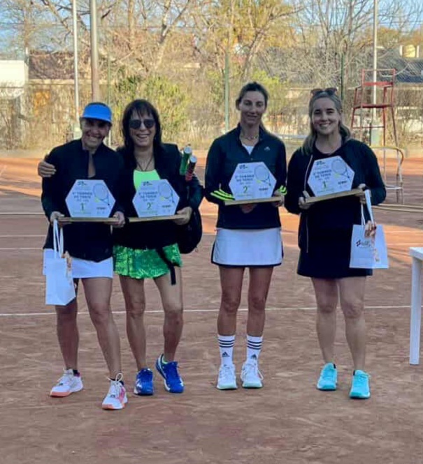 Tenis