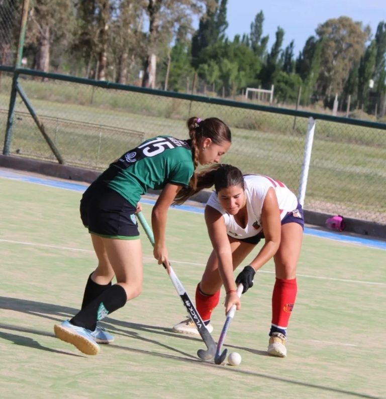 Doble jornada para Maristas por el Torneo Mendocino de hockey