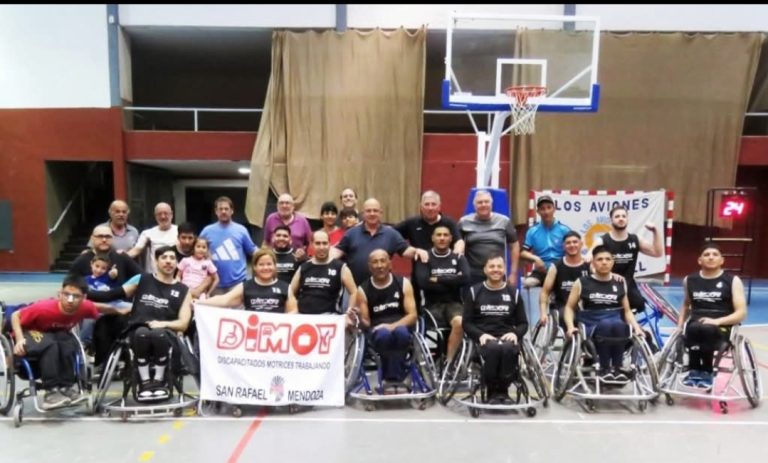 básquet en silla de ruedas