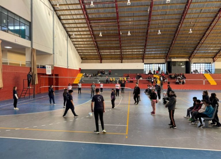 Encuentro «Compartiendo Movimientos» en el Poli 2