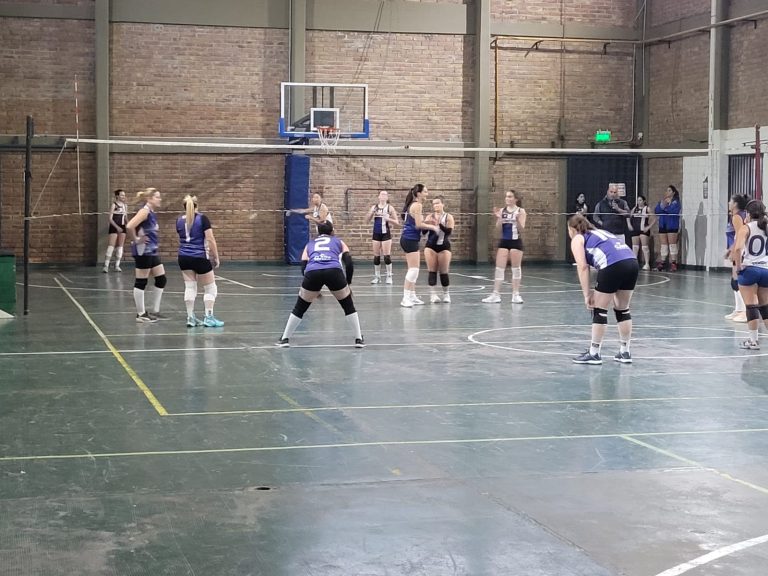 Voley