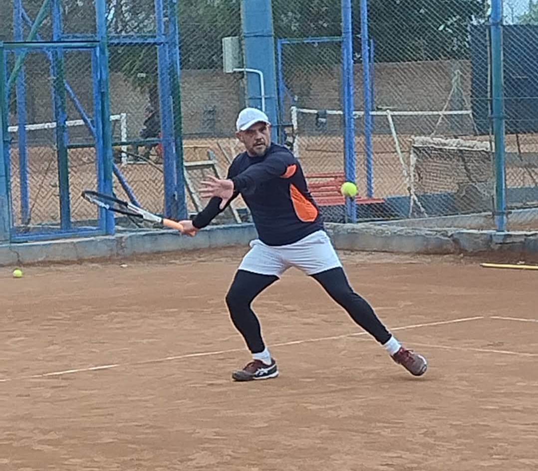 Tenis
