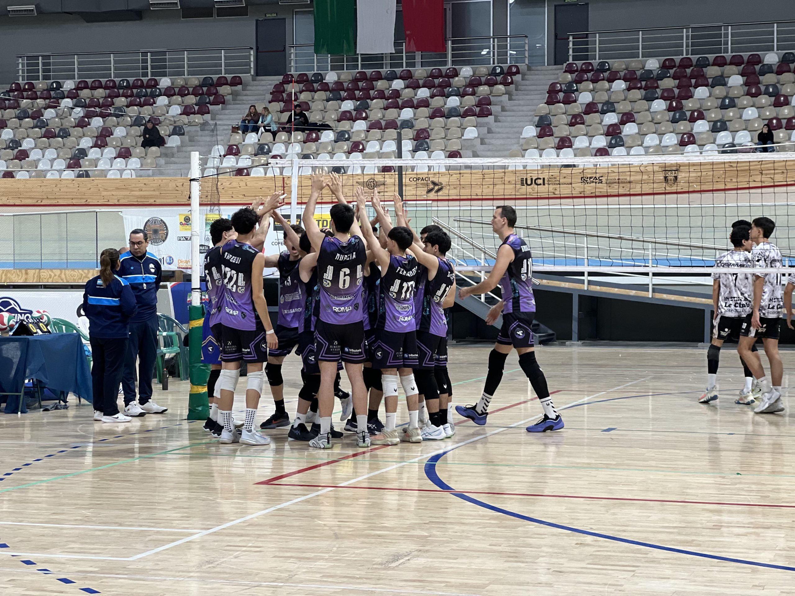 Voley