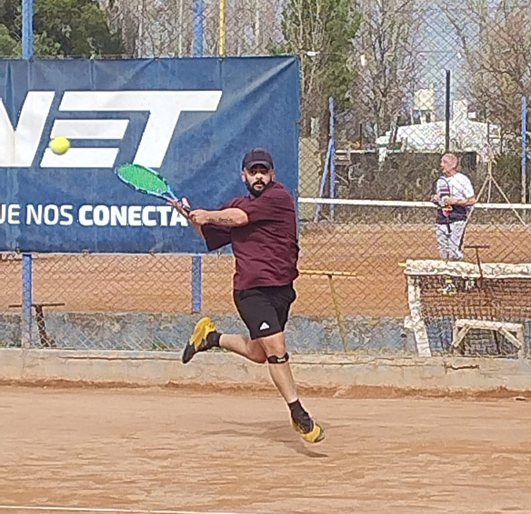 Tenis