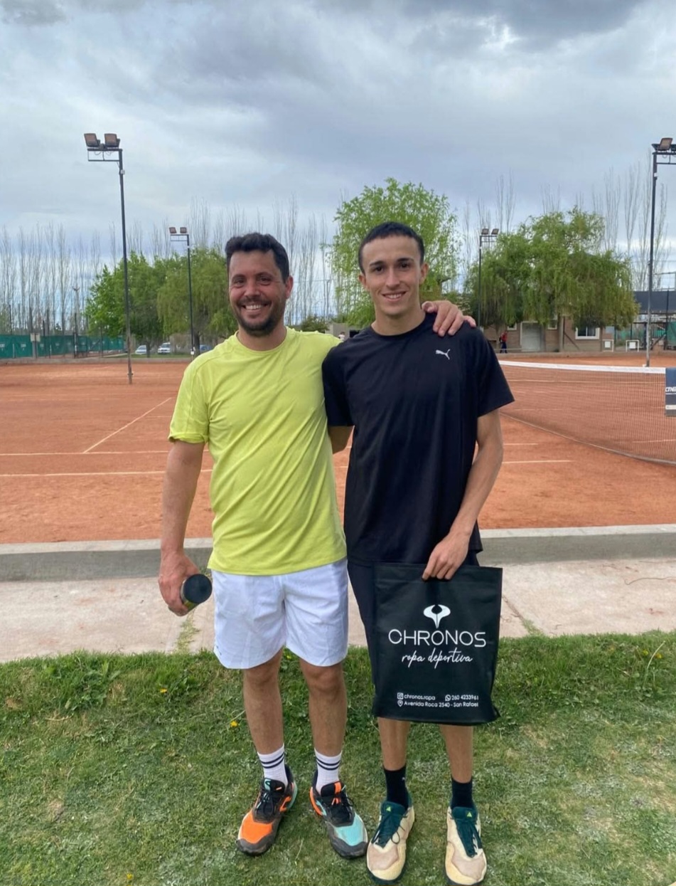 Tenis